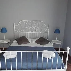 Apartman Mansarda In Palazzo D'epoca, Catania