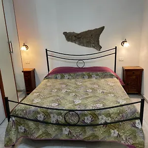 casa-del-vico.taorminaitalyhotels.com/